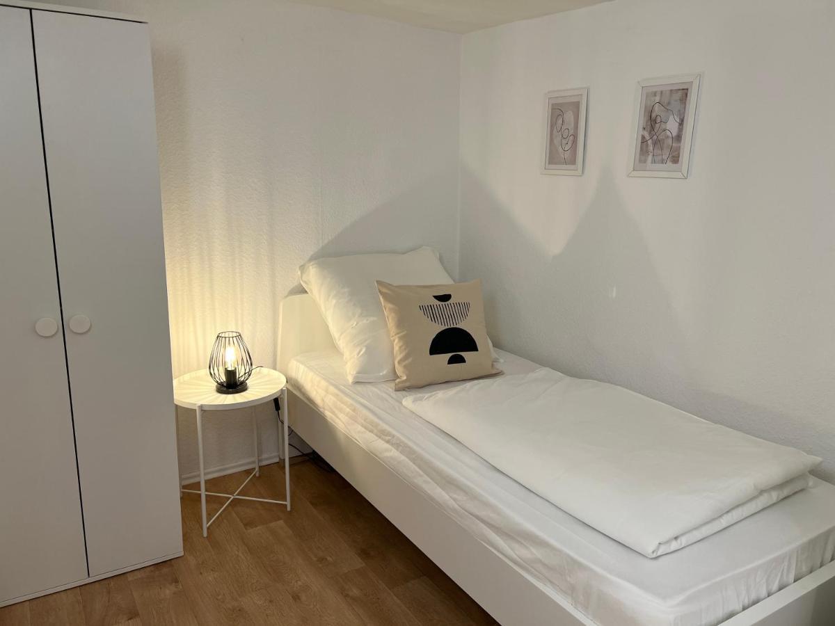 Modernes Haus Fuer 7 Gaeste 90M2 Tv Netflix Wlan Momlingen Ngoại thất bức ảnh